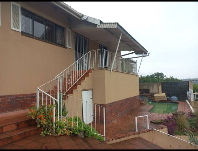 3 BEDROOM HOUSE FOR SALE IN GLENWOOD